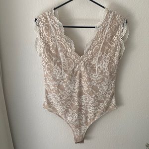 Nude, lace Bodysuit